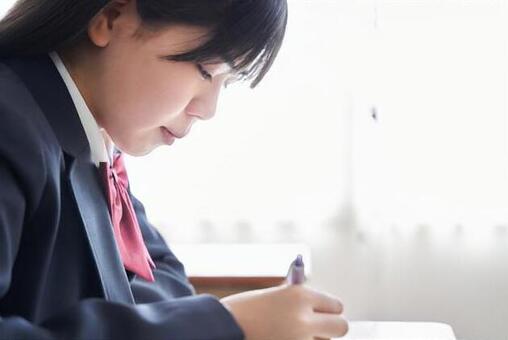 栄光義塾は勉強に困っている進学校に通う生徒の成績を変える！金沢　塾　予備校